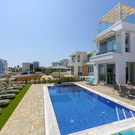 Lifestyle Mylos 9 فيلة بروتاراس