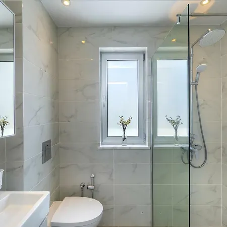 Lifestyle Mylos 9 Villa Protarász